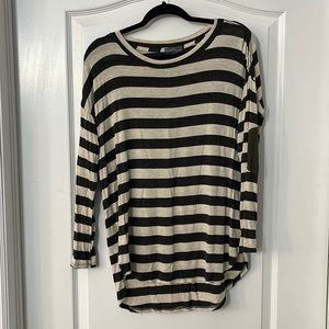 Long sleeve oversized fall shirt size small from market and spruce